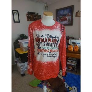 NWOT CHIC ME CHRISTMAS SWEATSHIRT